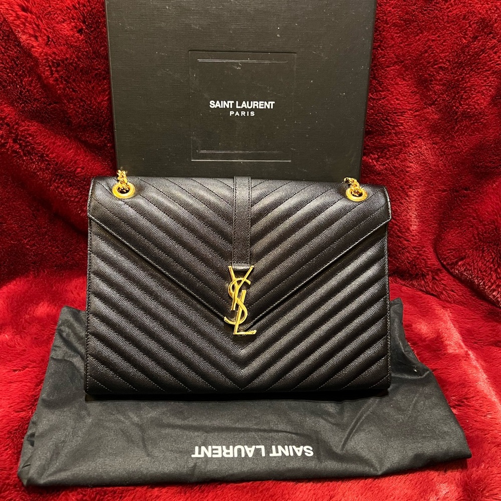 Eve Saint Laurent bag
